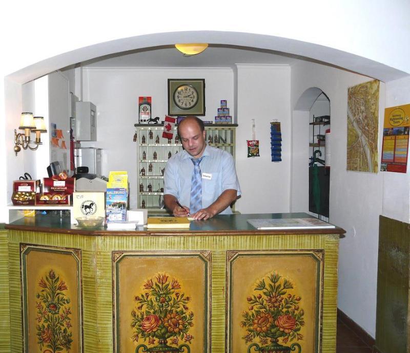 Hotel Schwarzes Roessl Salisburgo Esterno foto
